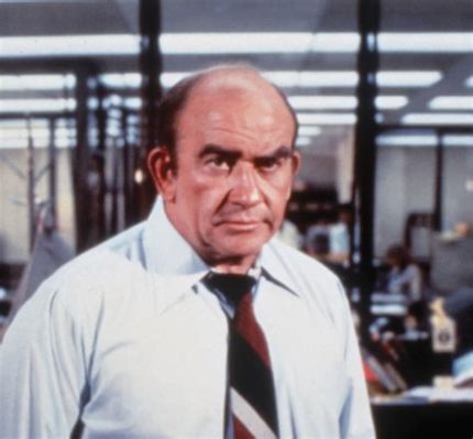  Lou Grant - Dramatyczna komedia o życiu w redakcji gazety z niezrównanymi scenariuszami i niezapomnianą obsadą aktorską!